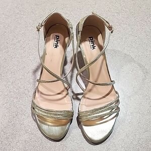 Pink Paradox, London